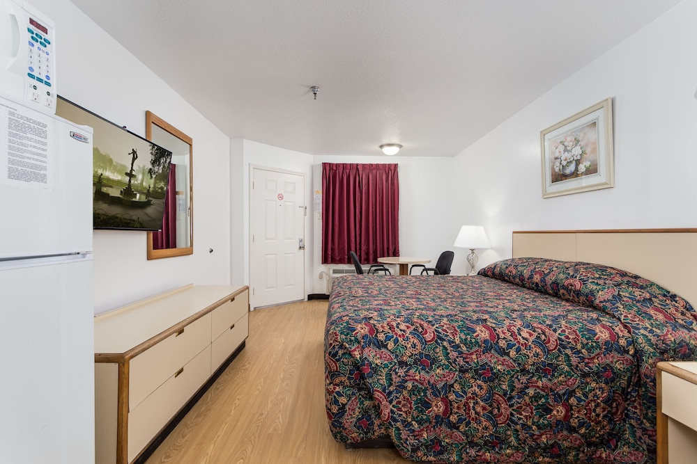 Contempra Inn 40/57