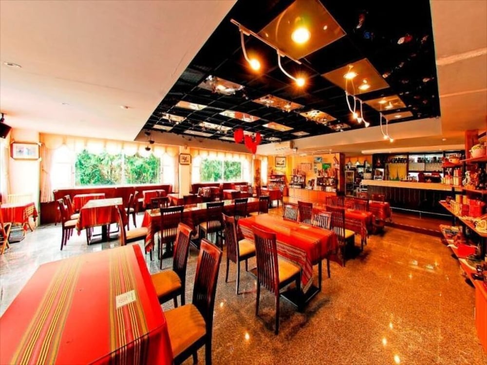 Sun Moon Lake Youth Activity Center Hostel 13/37