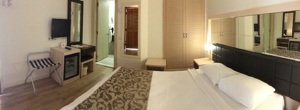 Hotel Golden Lotus 11/39