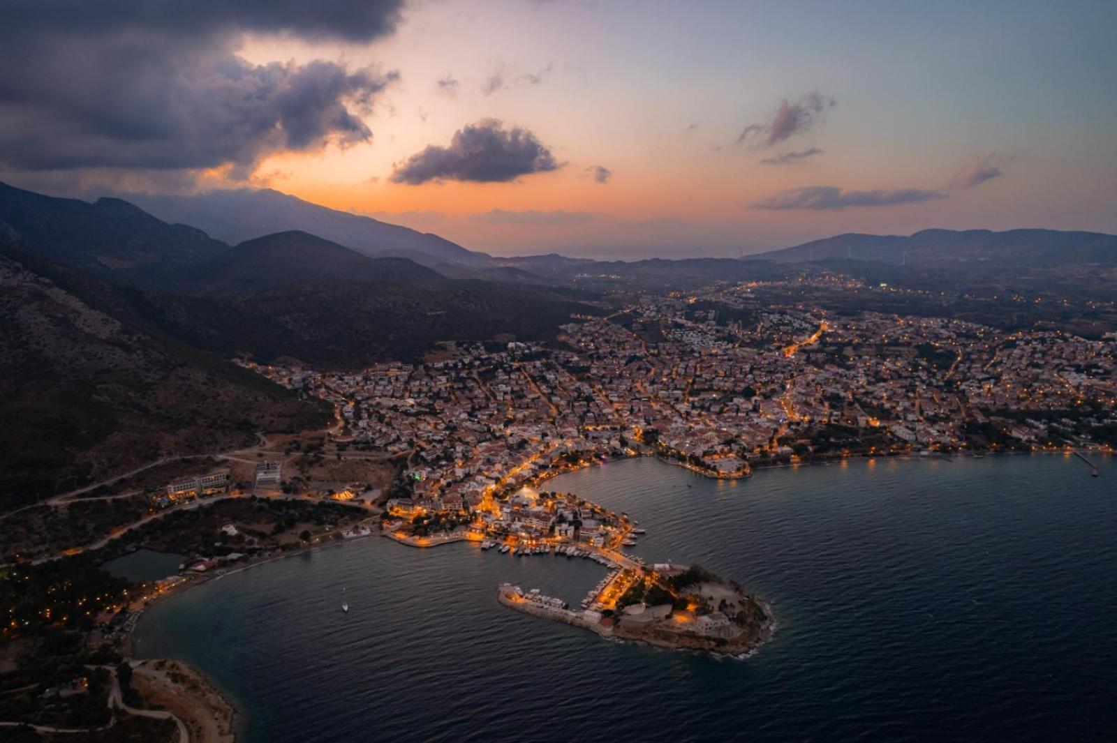 Ozgum Suite Otel Datca 41/50