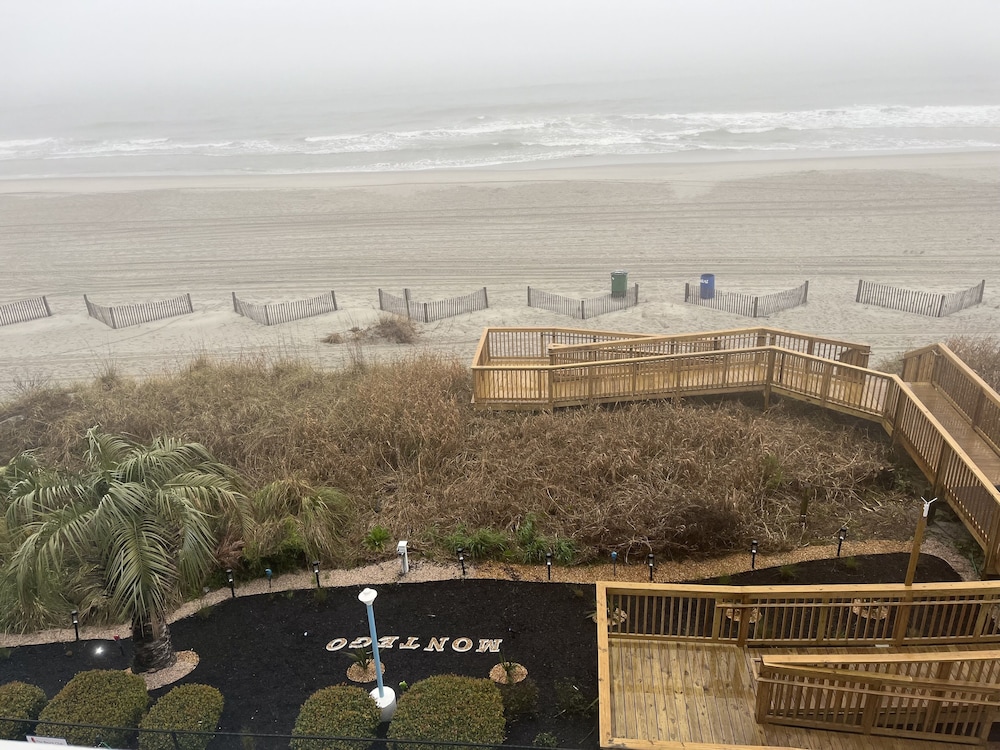 Beach Club At Montego Inn 58/66