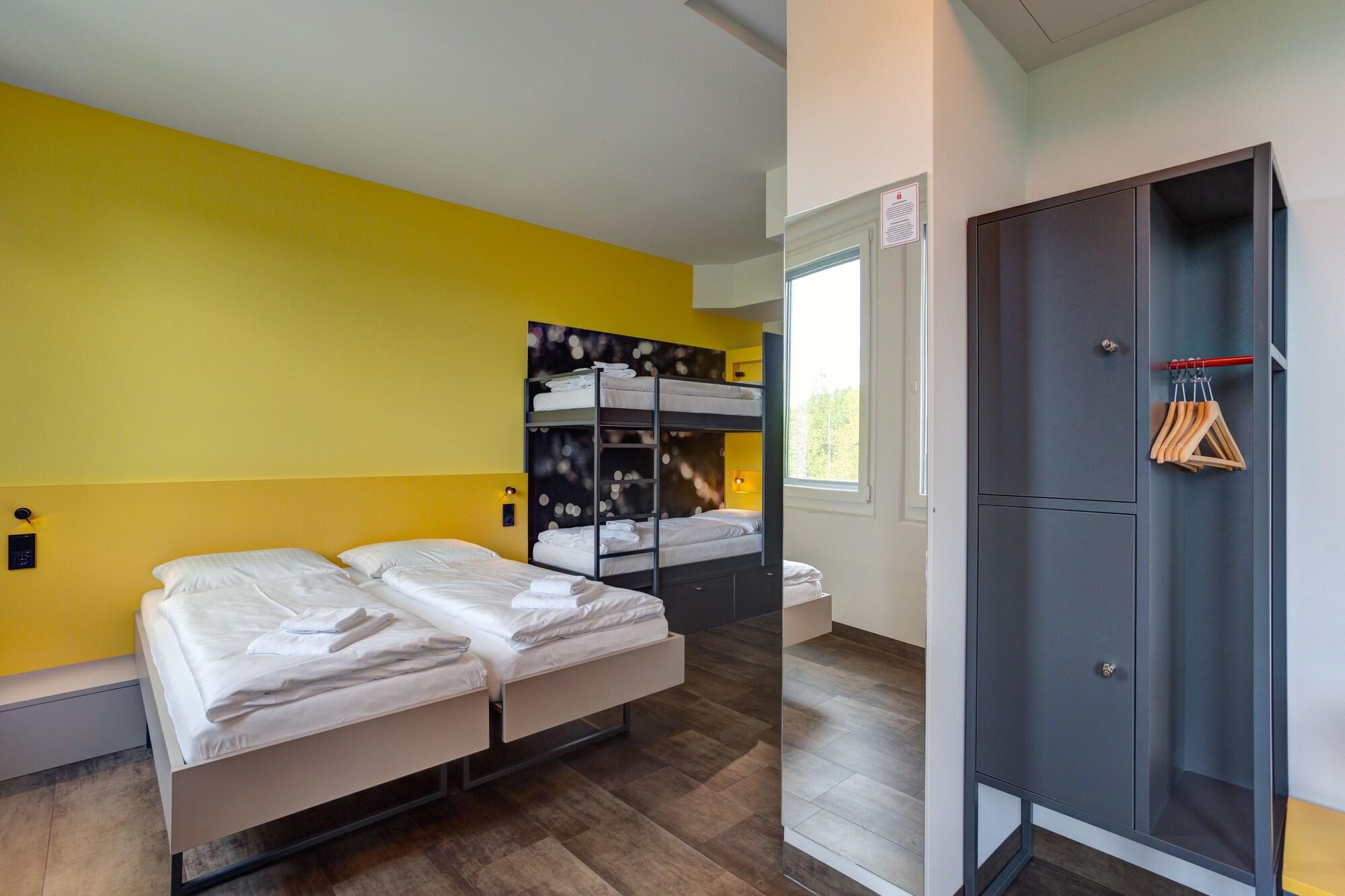 MEININGER Hotel Munich Olympiapark 11/30