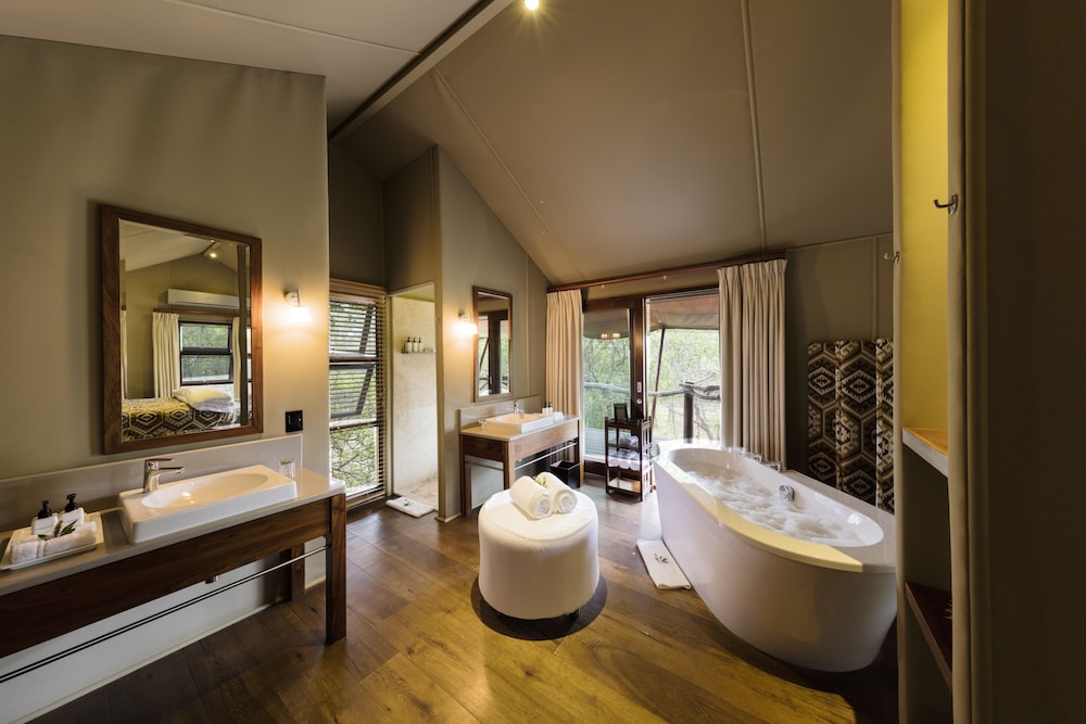 Kapama Buffalo Camp 36/37