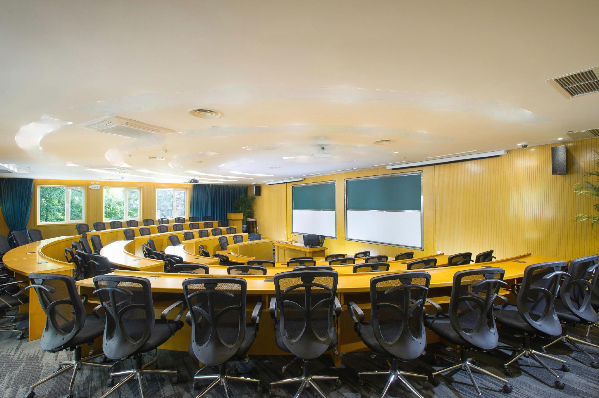 Fragrant Hill Hotel 46/60