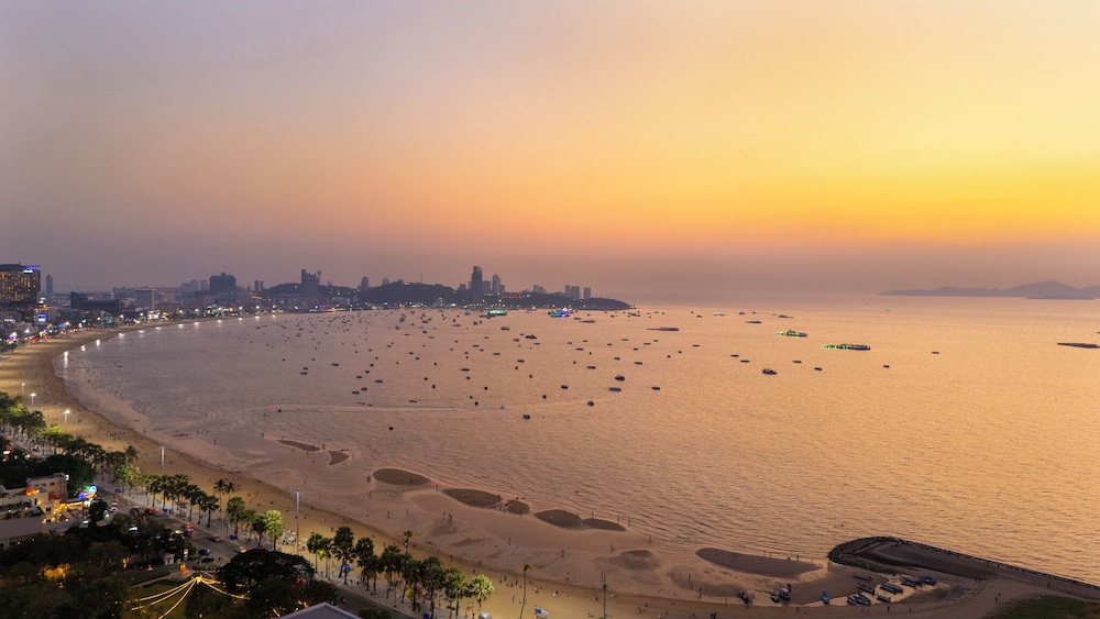 OZO North Pattaya 67/72