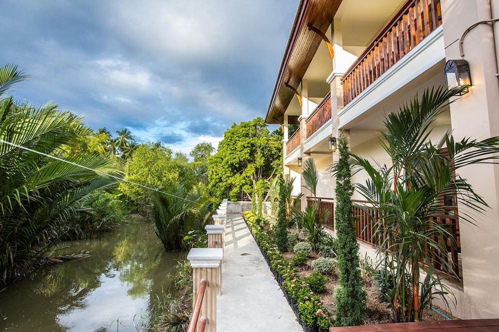Oh Amphawa Boutique Resort 17/20