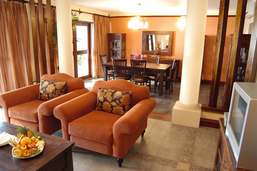 Royal Palms Beach Hotel 32/66