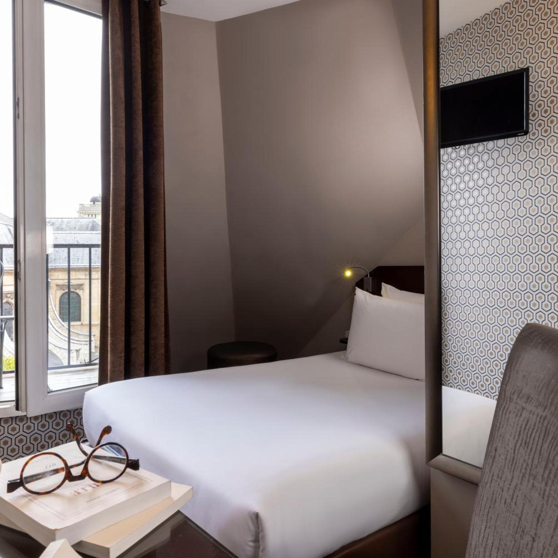 Room, Single, Balcony