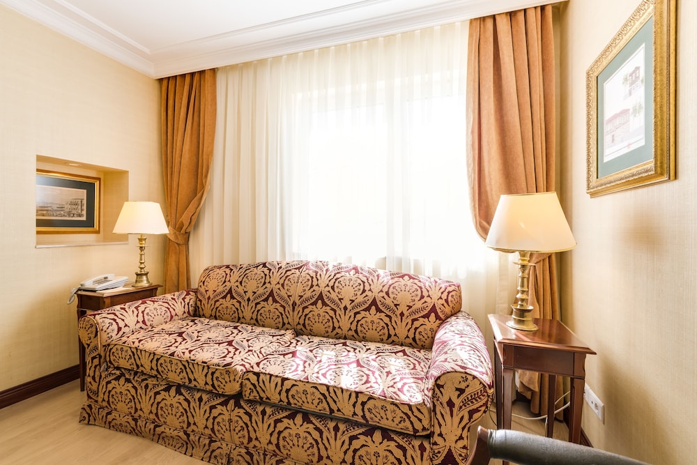 Gordion Hotel 17/76