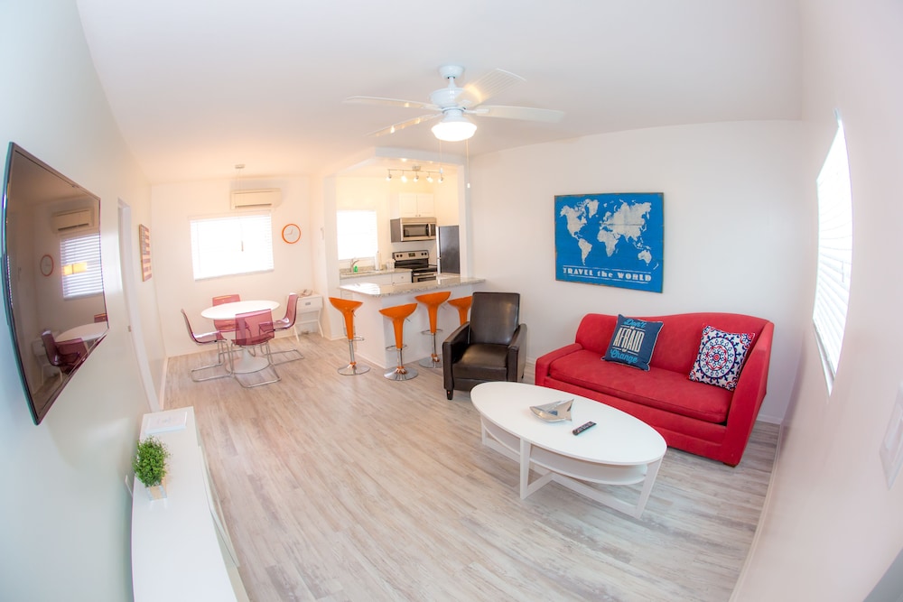 The Villas at St Pete Beach 23/50