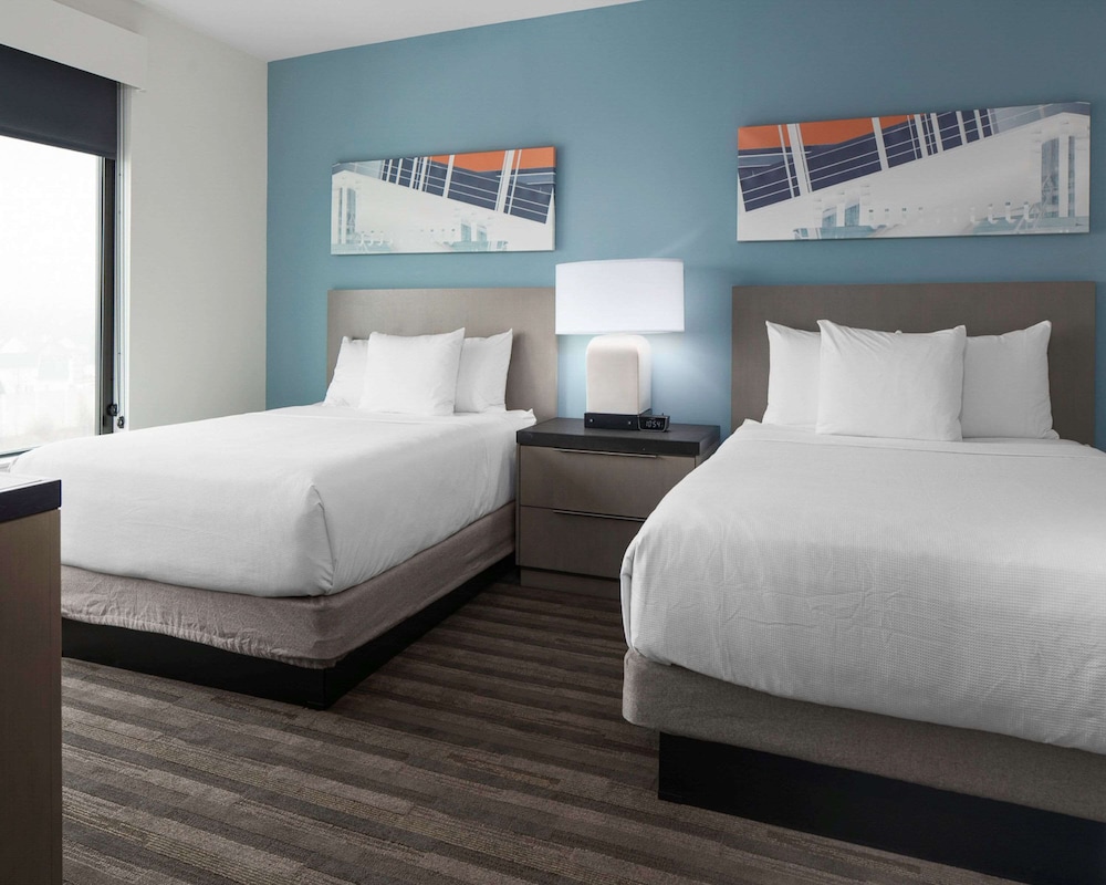 Hyatt House Allentown/Lehigh Valley 11/50
