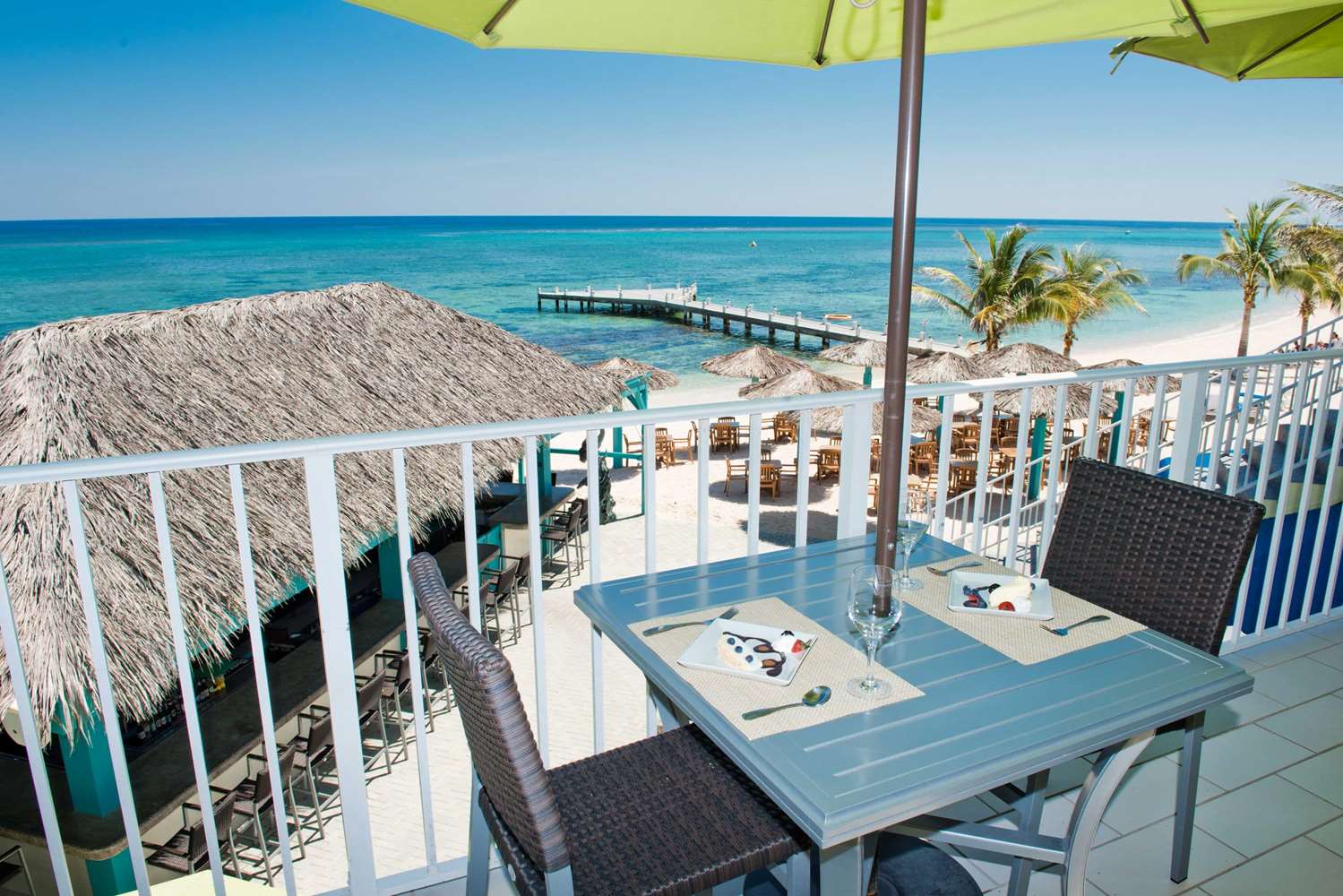 The Reef Beach Resort 40/65