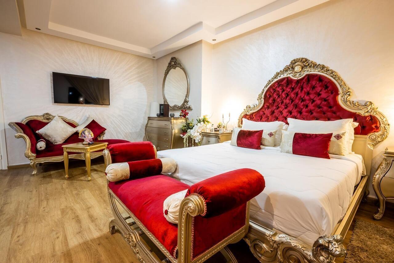 Hospitality Inn 15/52