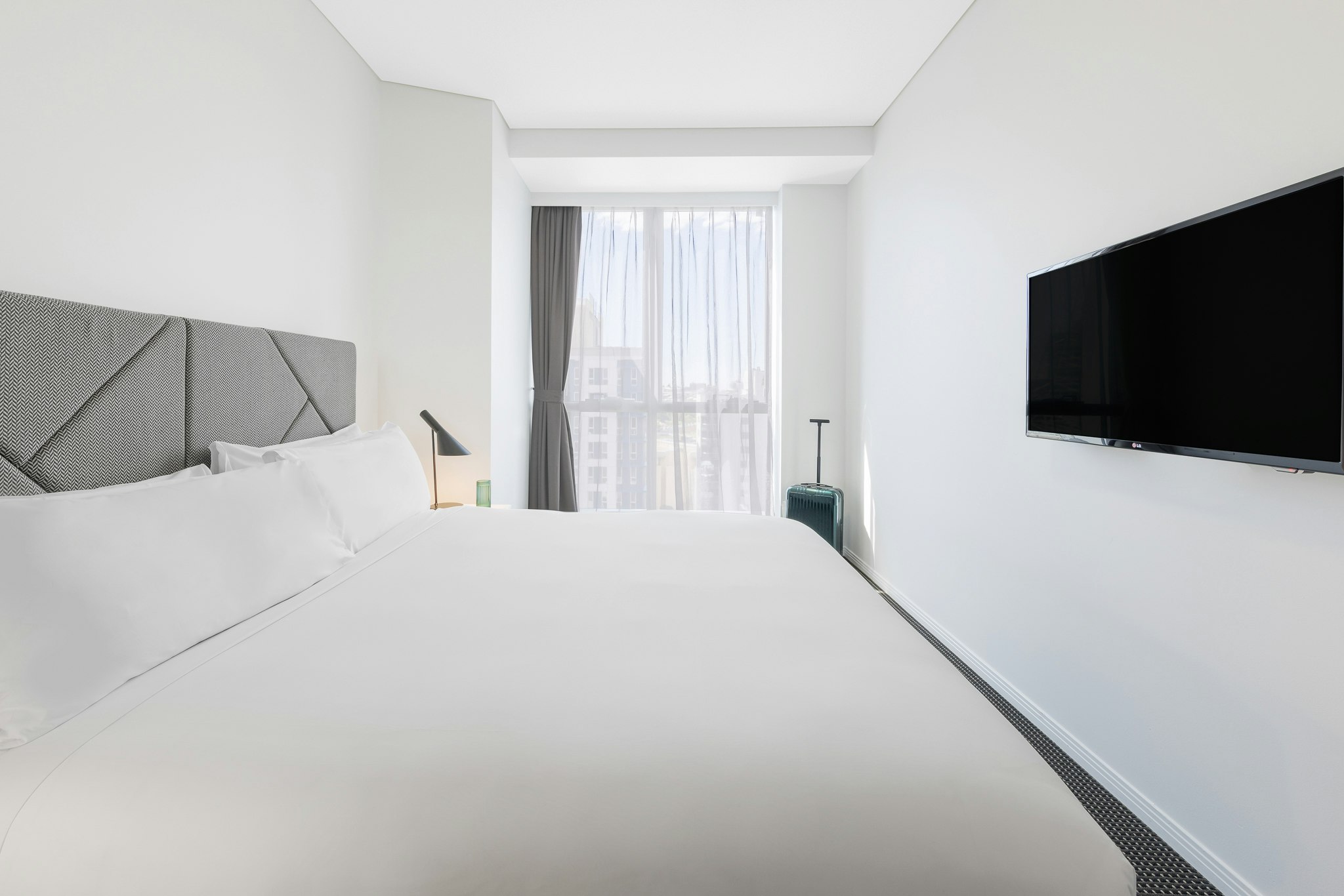 Meriton Suites Herschel Street 11/26