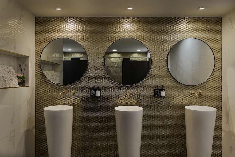 Movenpick Hotel Auckland 49/75