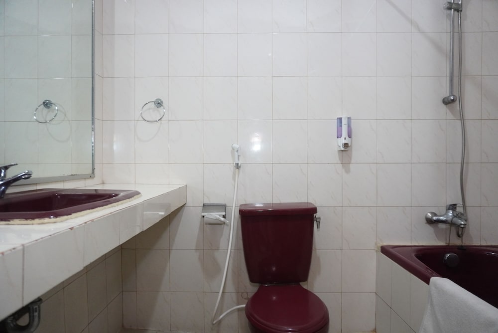Siantar Hotel Parapat 40/44