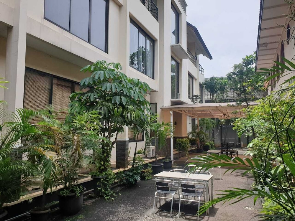 Arimbi Pejaten Suites 43/46