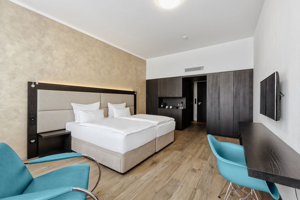 STANDARD, DOUBLE OR TWIN BED
