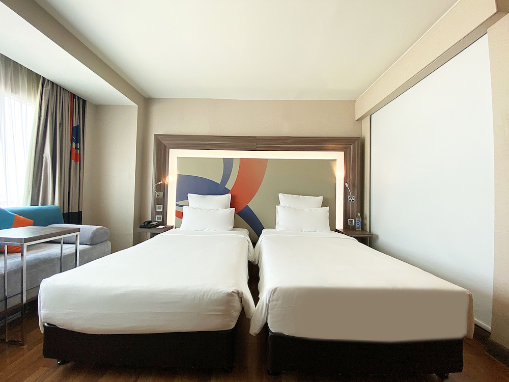 Novotel Bangkok Impact 26/77