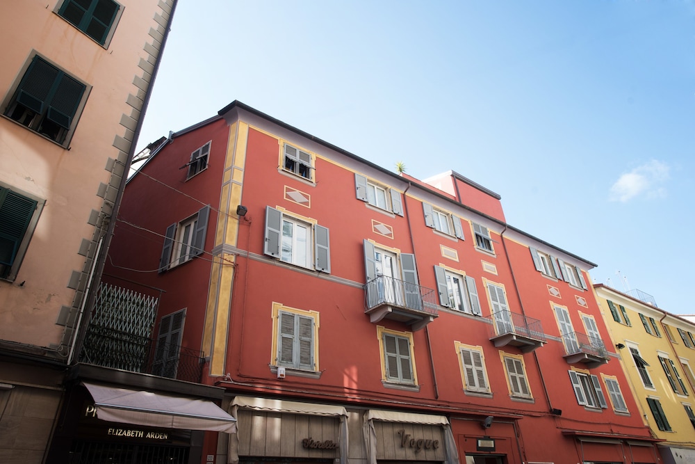 6thLand Rent Rooms La Spezia 2/50