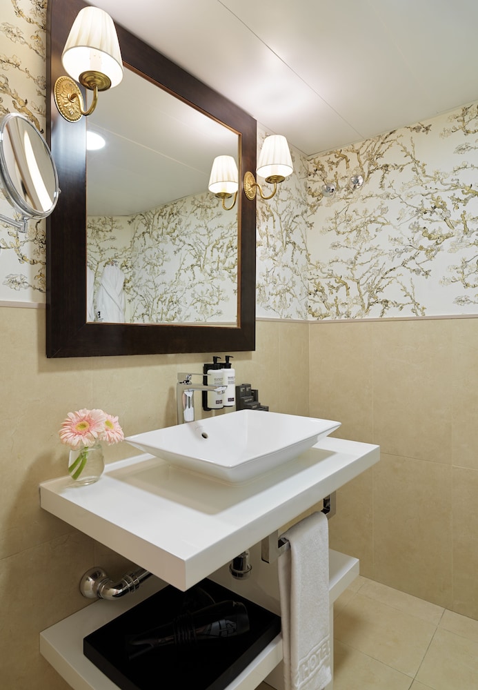 H10 Corregidor Boutique Hotel 65/65