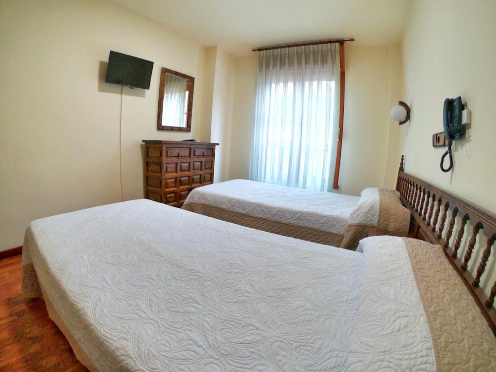 Hotel Virgen de Covadonga 13/47
