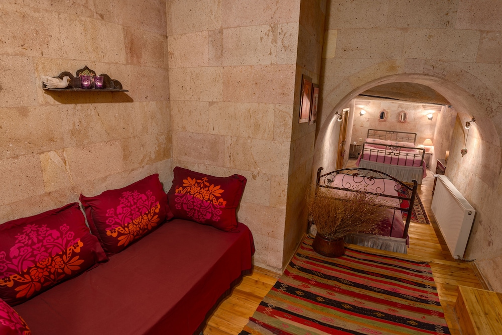 Hotel Temenni Evi 29/50
