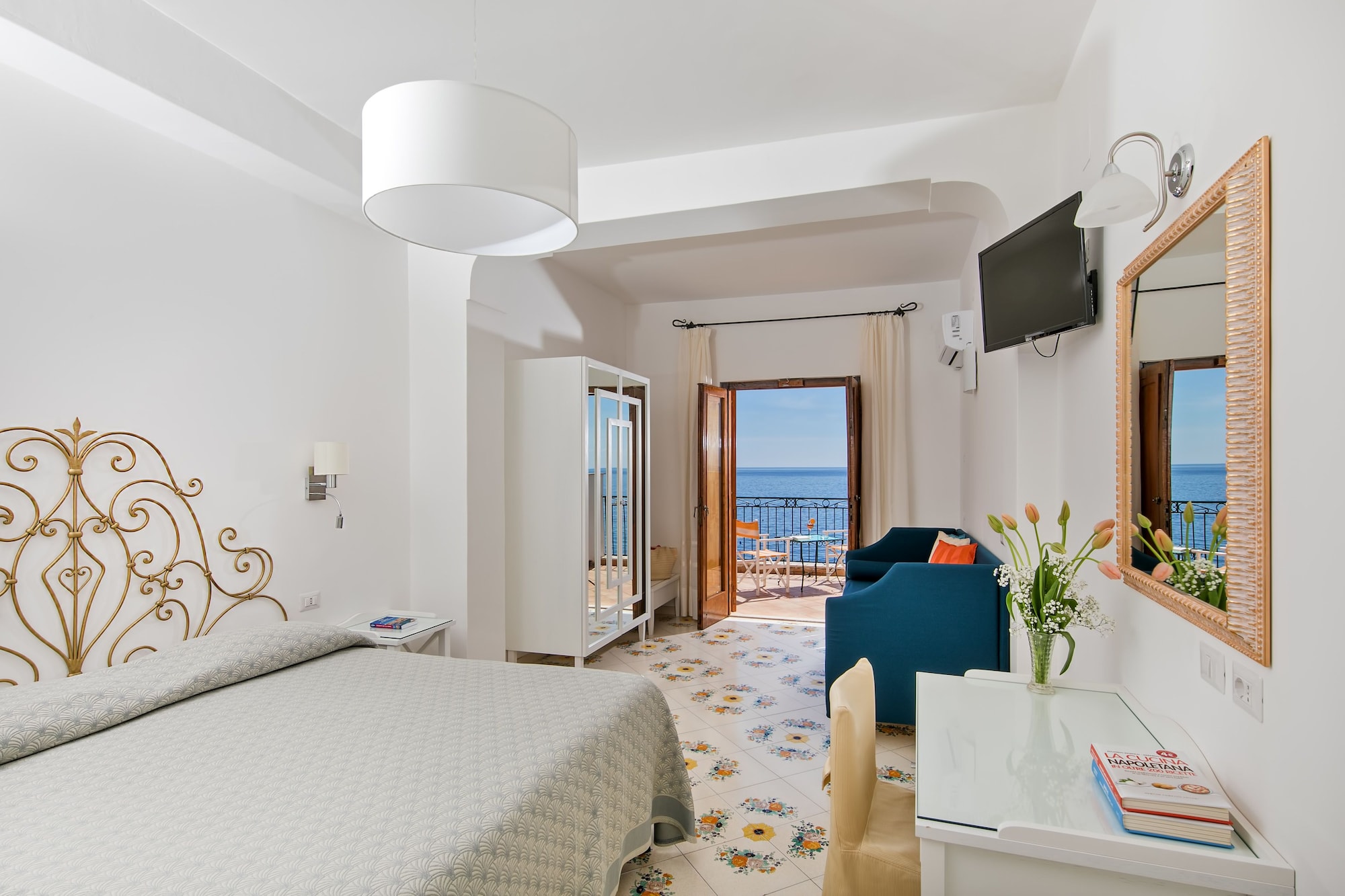 COMFORT, TRIPLE, SEA VIEW, TERRACE