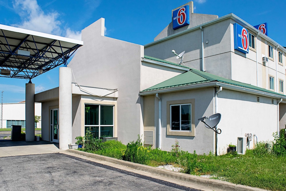 Motel6 Seymour, IN - North 47/51