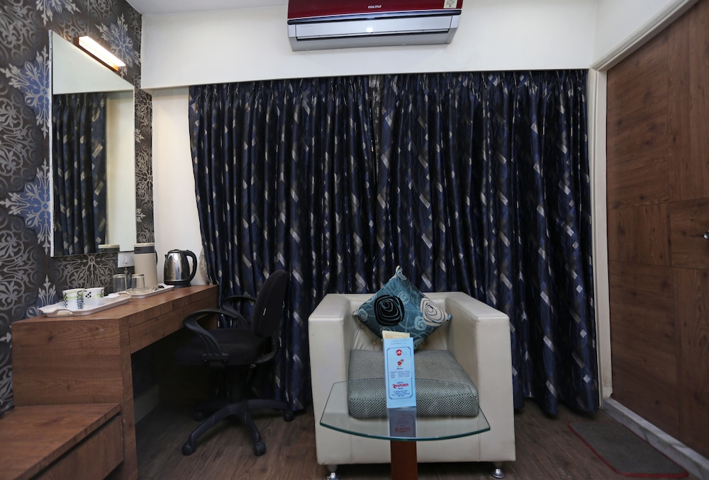 Hotel Rushabh Home 41/48