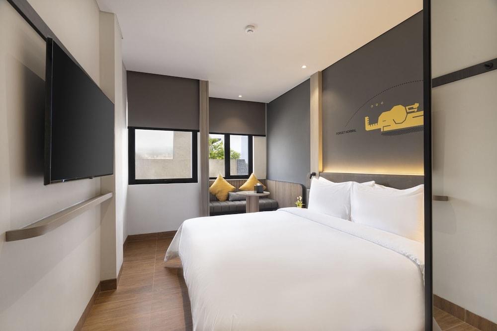 ROOMS INC Sudirman Jakarta 22/63