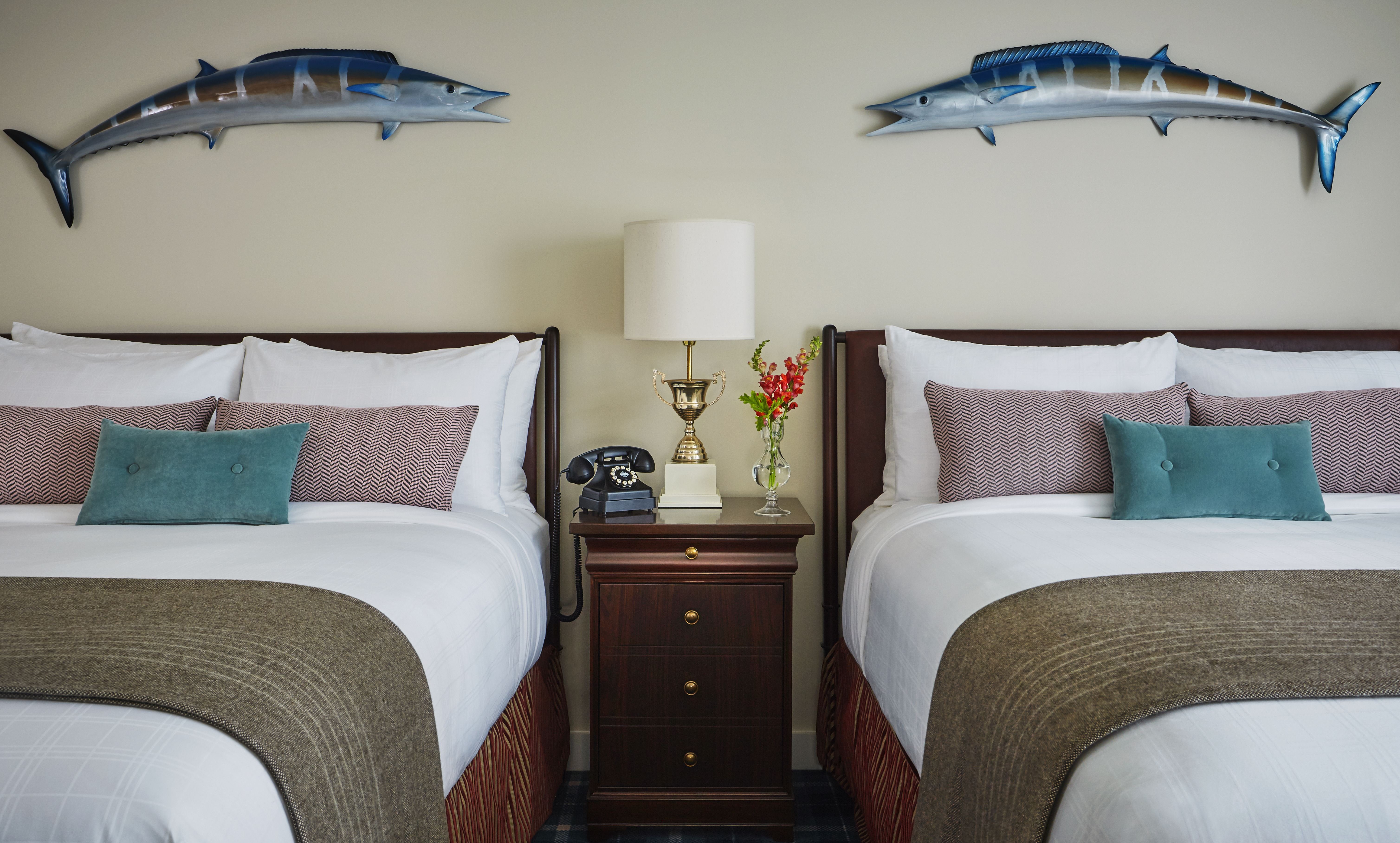 GRADUATE, 2 QUEEN BEDS, ACCESSIBLE
