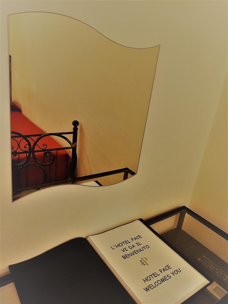 Albergo Pace 61/74