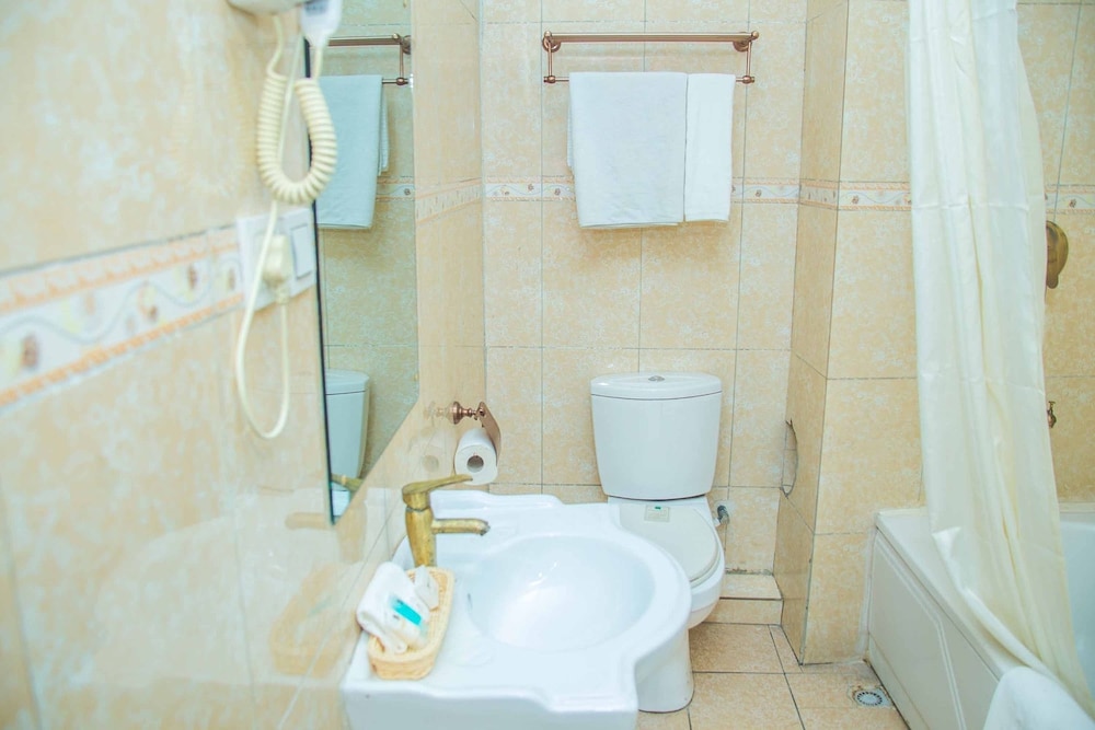 Royal Crest Hotel & Suites 46/50