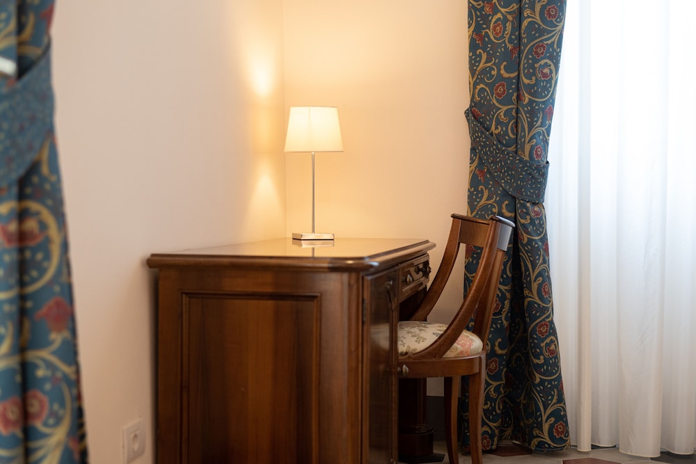 Hotel Villa San Michele 42/58