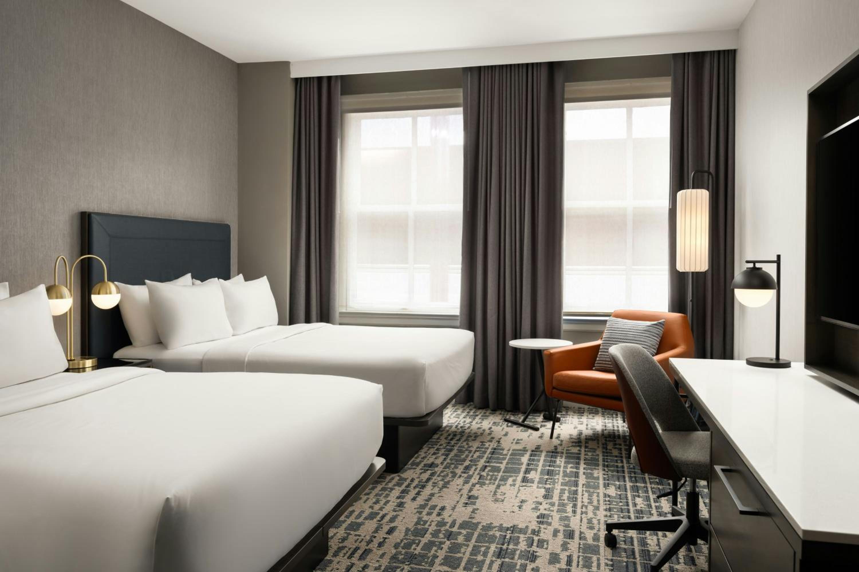 Renovated, 2 Queen Beds, Atrium View
