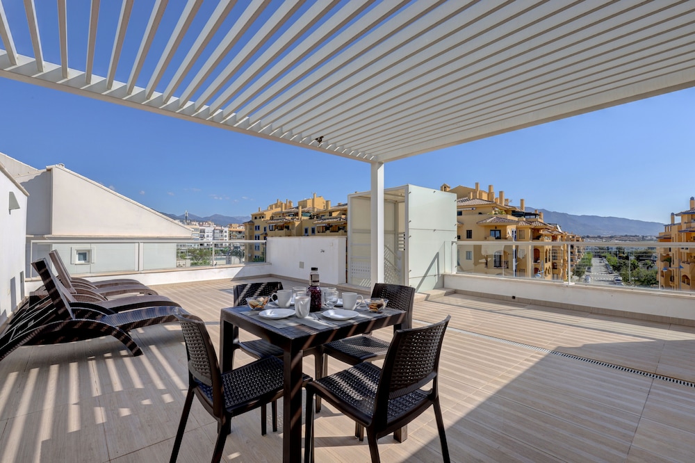 Aqua Apartments Marbella 60/80
