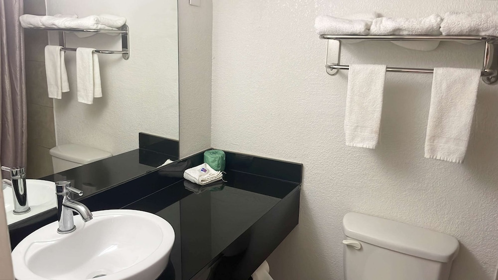 Motel6 Wichita Falls, TX - North 55/63
