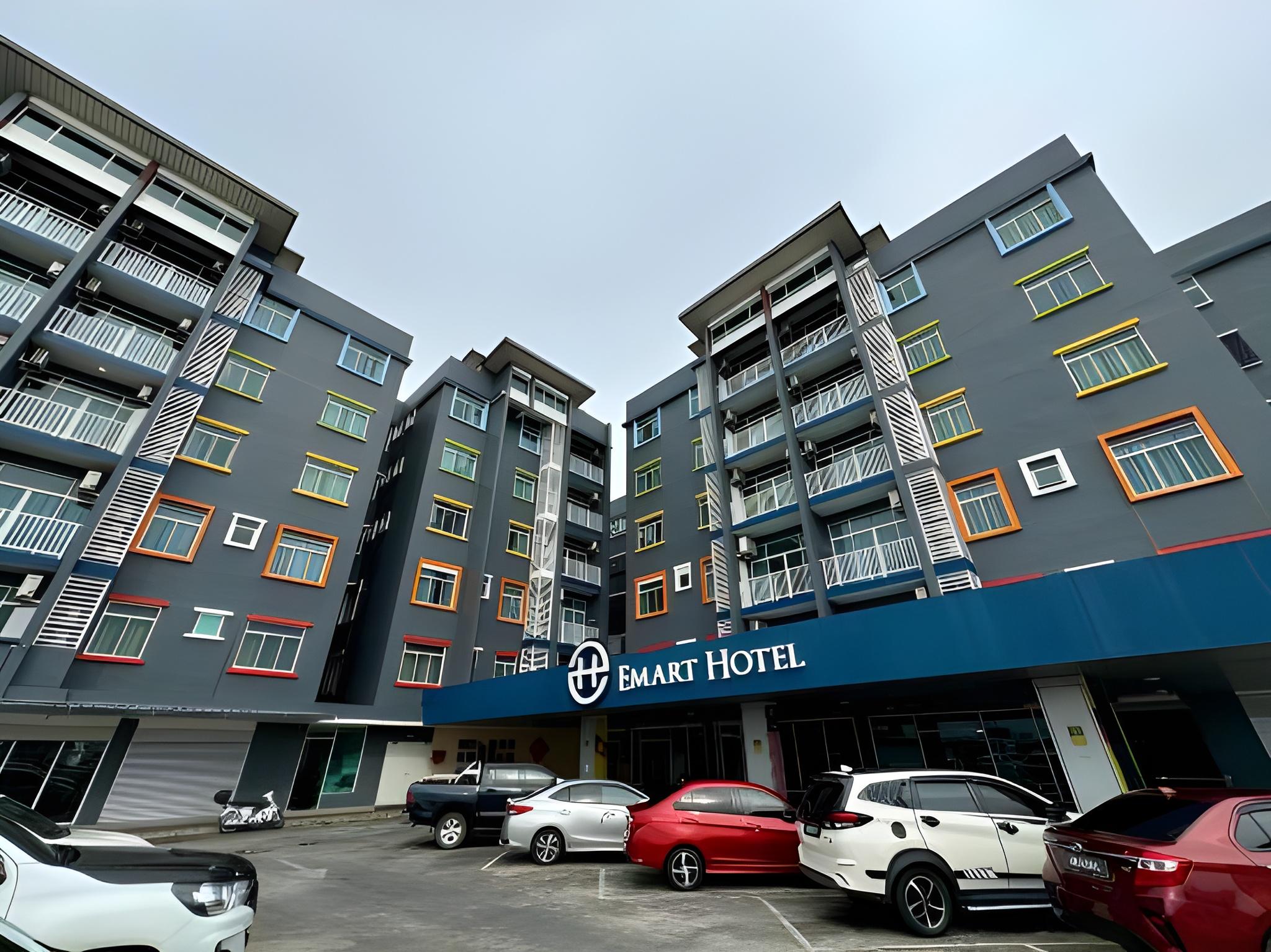Emart Hotel (Riam) Sdn Bhd 39/50