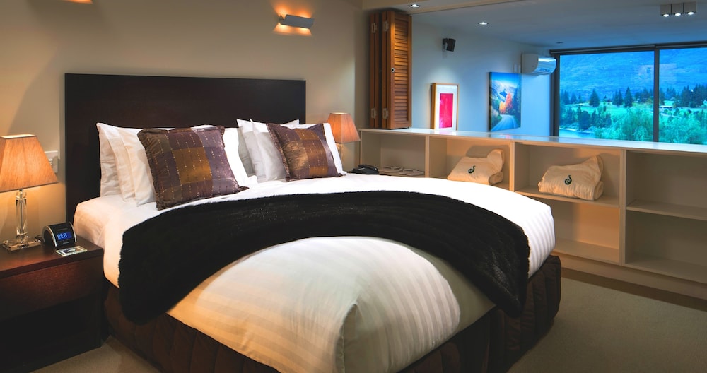 شقة بسرير كينج بإطلالة على البحيرة بغرفة نوم واحدة، Swiss-Belsuites Pounamu Queenstown 4/7