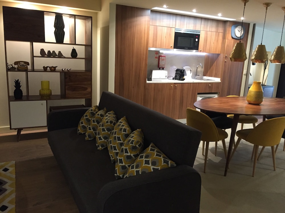 Dalma Old Town Suites 59/72