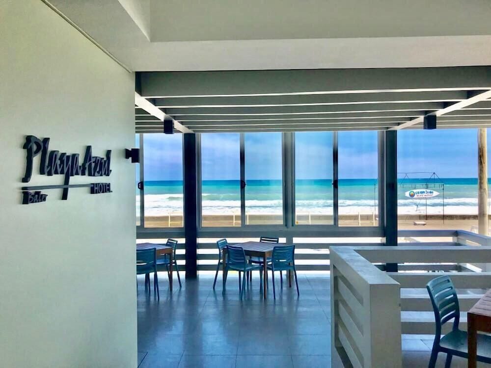 Playa Azul Baler 24/28