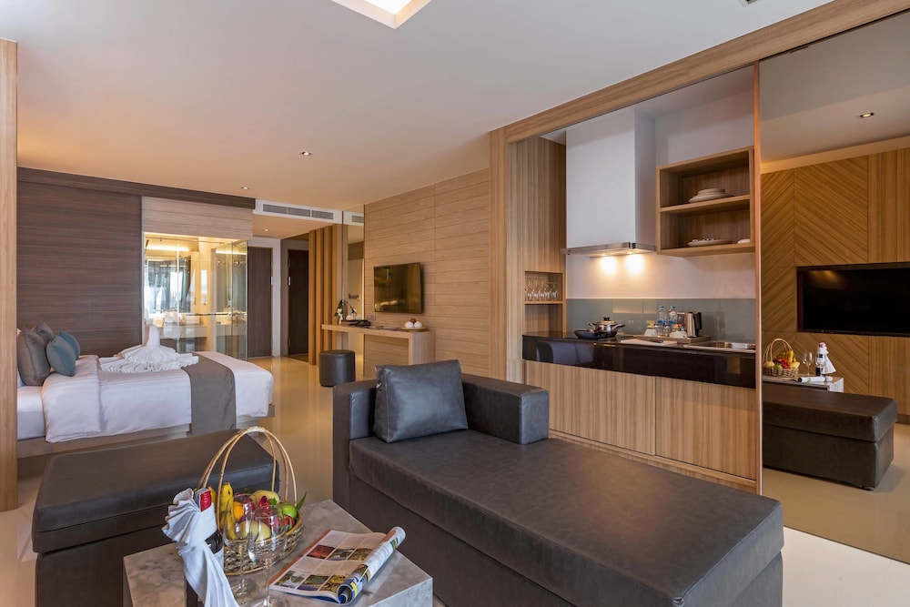 Kudo Hotel & Beach Club (Adults Only) 32/50