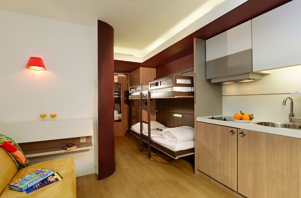 Residence Resideal Premium Cannes 41/42