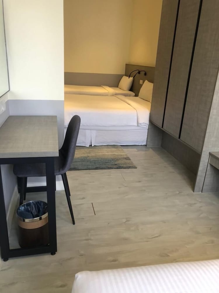 Hutton Central Hotel Managed by The Ascott Limited 28/55