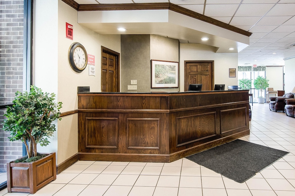 Econo Lodge Inn & Suites Norton - Wise South 7/44