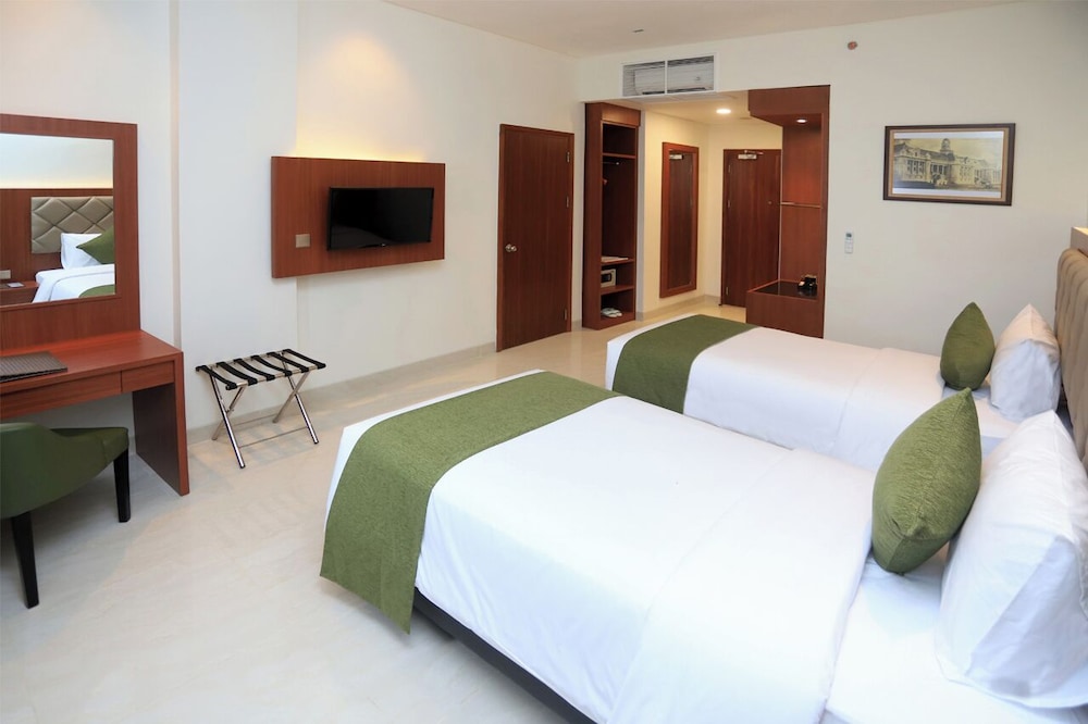 Luxury Inn Arion Hotel 8/56