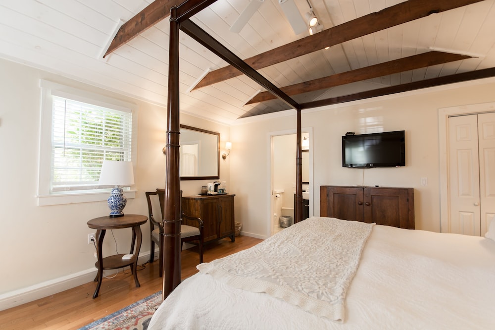 Marshall Slocum Inn 17/44