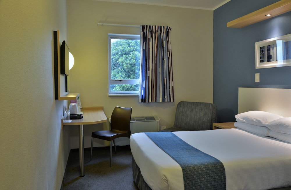 Road Lodge Cape Town International Airport 12/27