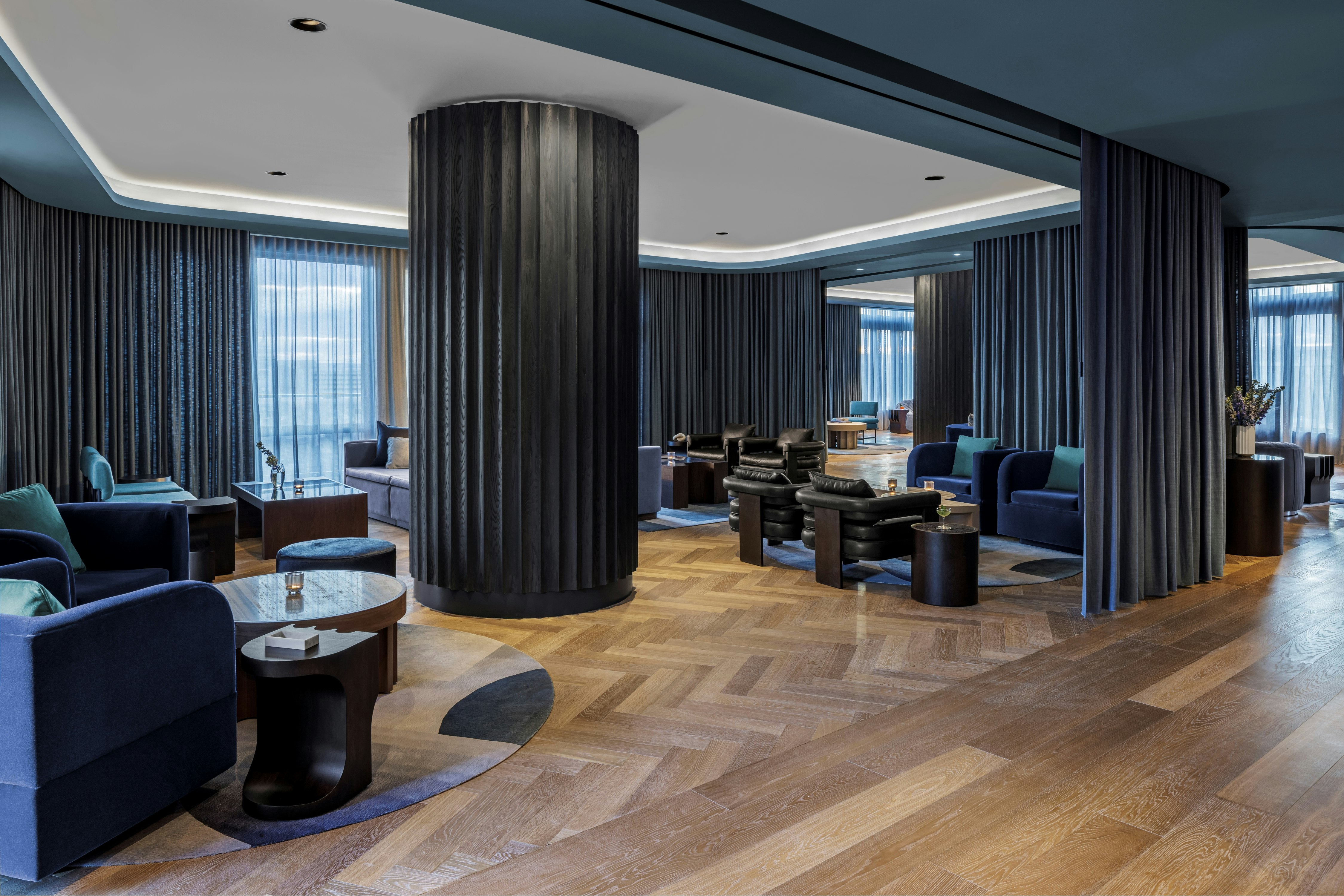 The Morrow Washington DC, Curio Collection by Hilton 32/52